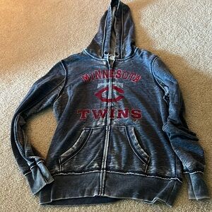 Women’s hooded zip up small